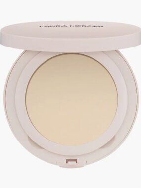 MSRP $52 – Laura Mercier Translucent Pressed Setting Powder Ultra Blur – 6.5 g